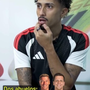 9393体育平台-把巴萨更衣室组成家庭？拉菲尼亚：我当父亲，莱万和3C当爷爷