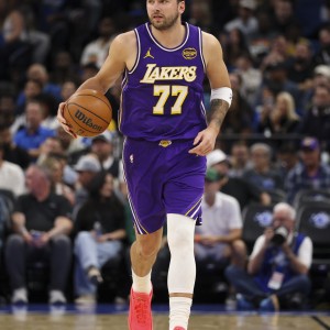 9393体育平台-🔥东契奇3月份场均37.2分 最少出战15场球员中的历史第一